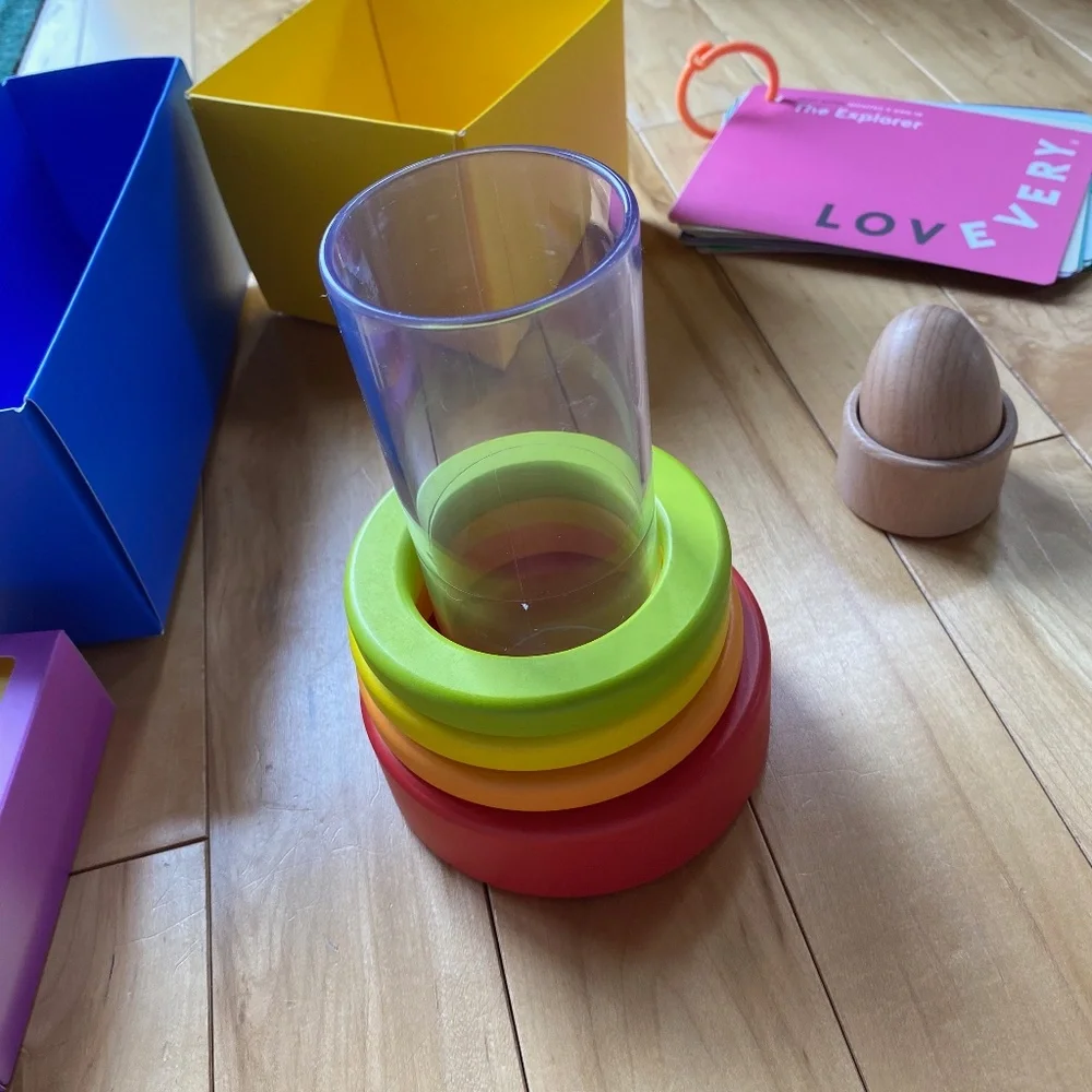 New Partial Lovevery Explorer Play Kit‎